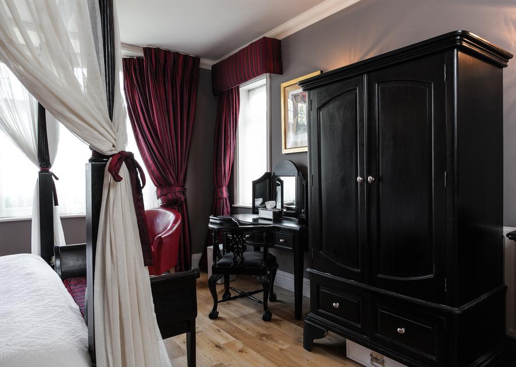 Hotel De Vie Farnham  Exteriör bild