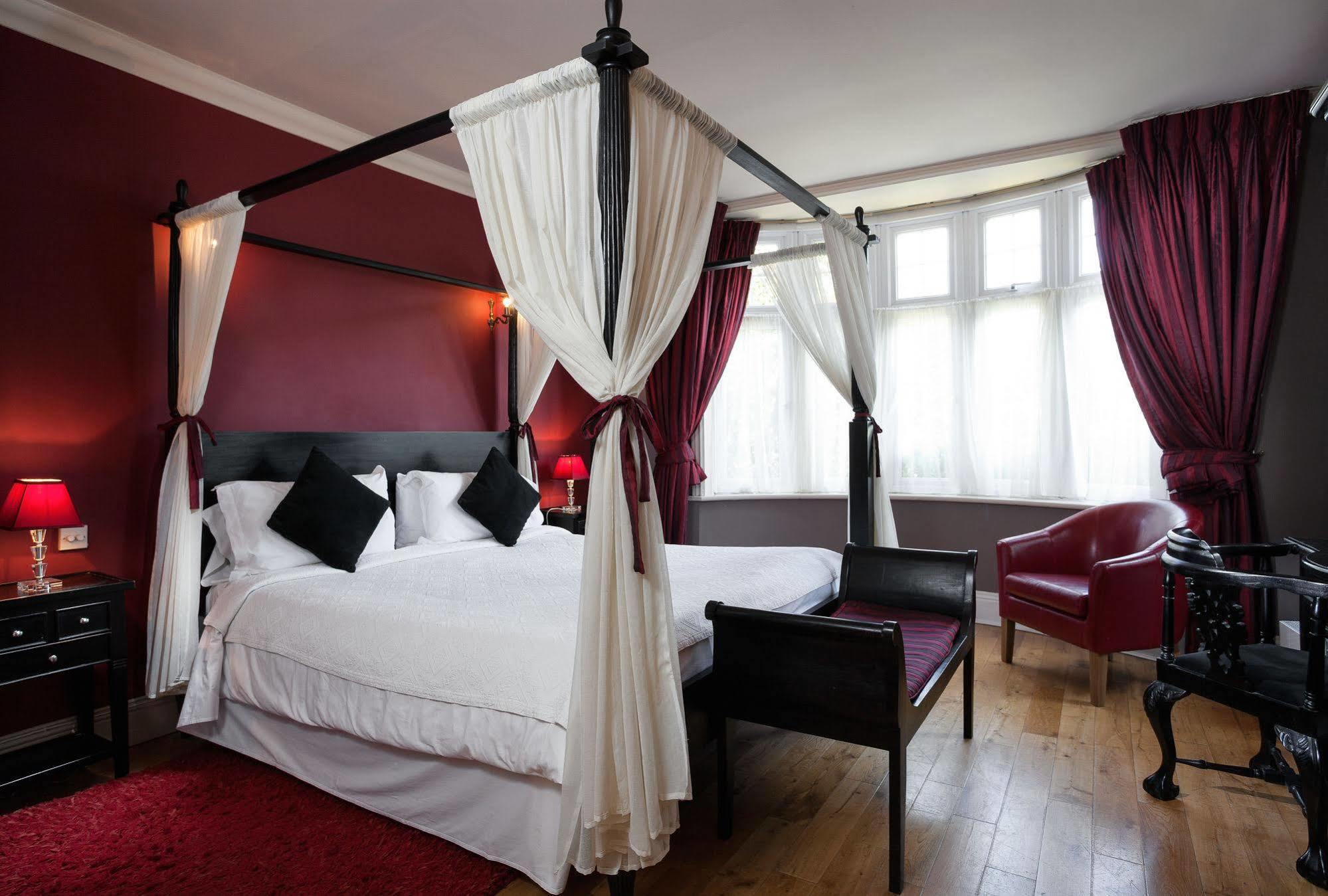 Hotel De Vie Farnham  Exteriör bild
