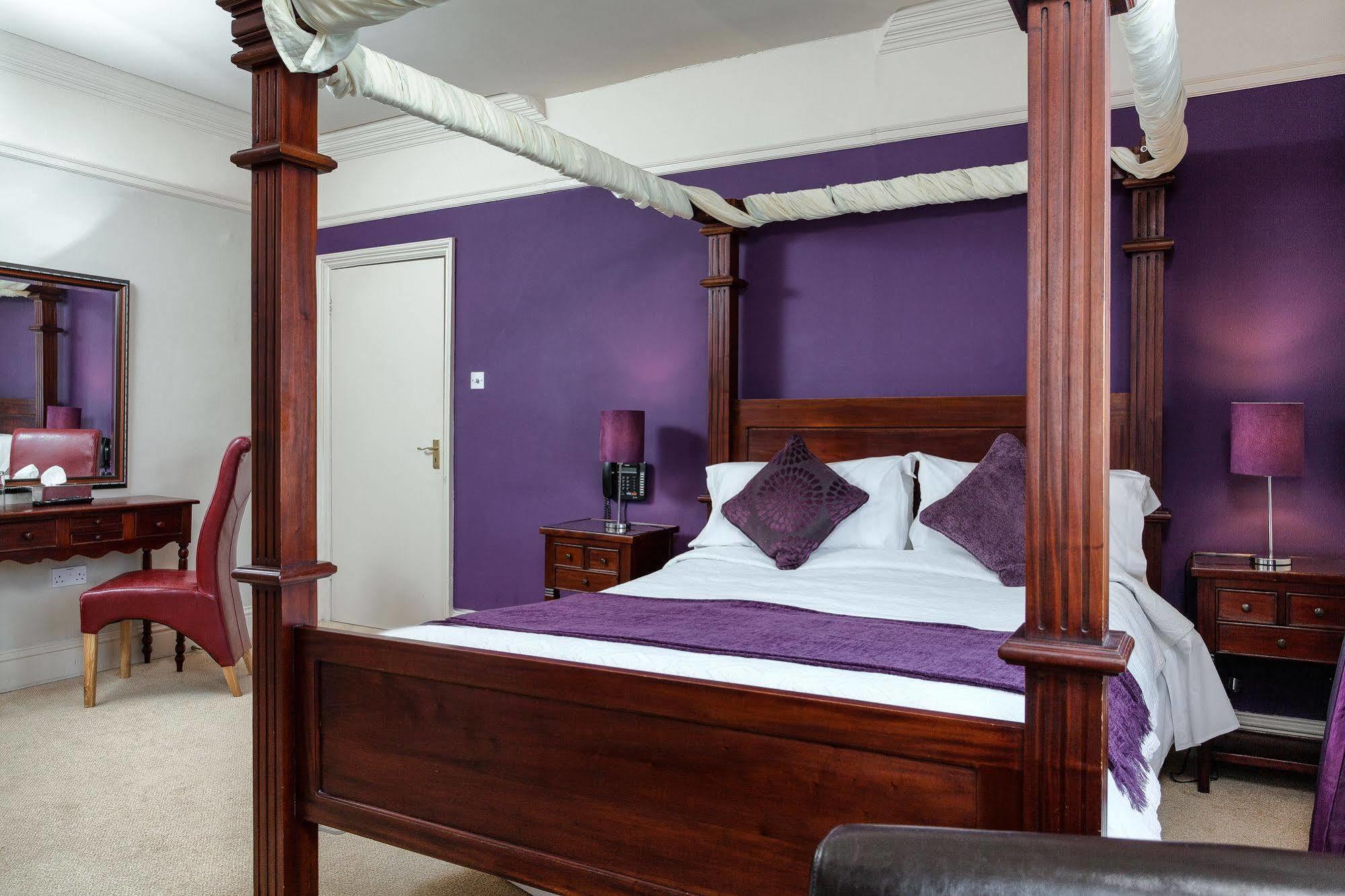 Hotel De Vie Farnham  Exteriör bild
